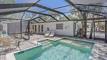 Siesta Key Sanctuary 3 Bedroom Home by RedAwning