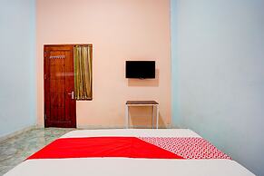 OYO 92887 Hotel Senja Syariah