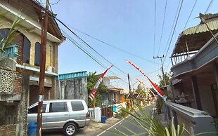 OYO Life  92842 Homestay Balearjosari