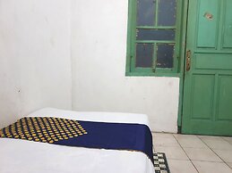 OYO Life  92842 Homestay Balearjosari