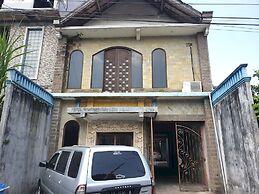 OYO Life  92842 Homestay Balearjosari