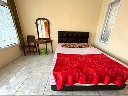 OYO LIFE 92844 Penginapan Cibodas