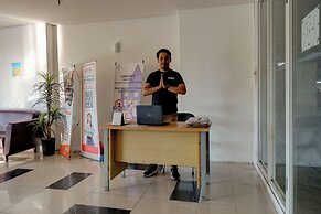 Collection O 92870 Apartement Grand Sentraland Karawang By Ipul