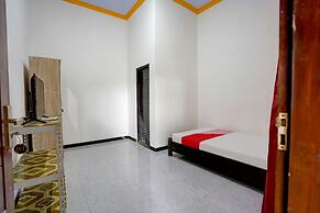 OYO 92848 Tri D Homestay Syariah