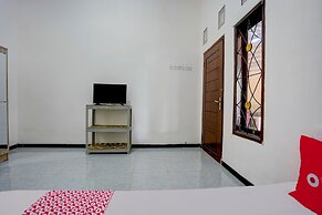 OYO 92848 Tri D Homestay Syariah