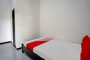 OYO 92848 Tri D Homestay Syariah