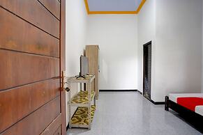 OYO 92848 Tri D Homestay Syariah