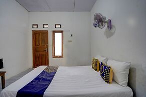 SPOT ON 92855 Griya Sandi Syariah Rogojampi