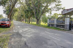 SPOT ON 92855 Griya Sandi Syariah Rogojampi