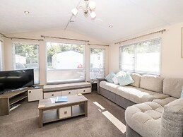 Hazell Thorne Hideaway