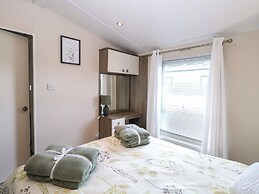 Hazell Thorne Hideaway