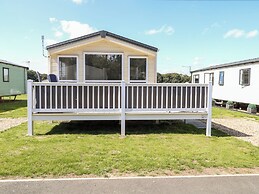 Hazell Thorne Hideaway