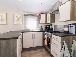 Hazell Thorne Hideaway