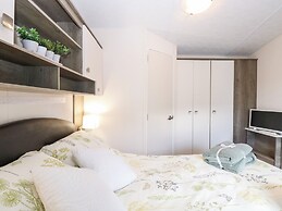 Hazell Thorne Hideaway