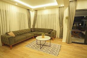 Marla Suite Hotel