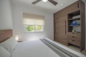 Spectacular Apartment Rooftop Hot Tub