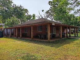 Hotel Cabañas River Park