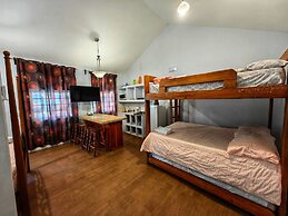 Hotel Cabañas River Park