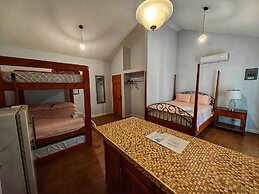 Hotel Cabañas River Park