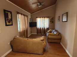 Hotel Cabañas River Park