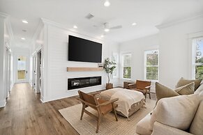Destin Beach House - Gulf Star by PHG