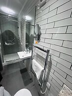 The New Hobbit Hotel Rooms
