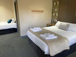 The New Hobbit Hotel Rooms