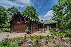 Treetop Oasis Retreat