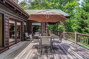 Treetop Oasis Retreat