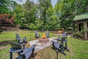 Treetop Oasis Retreat