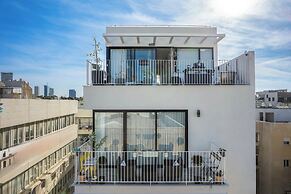 Top TLV Grand Suites