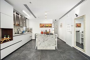 Top TLV Grand Suites