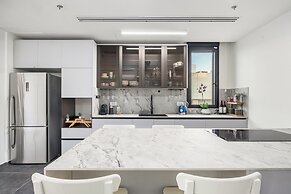 Top TLV Grand Suites