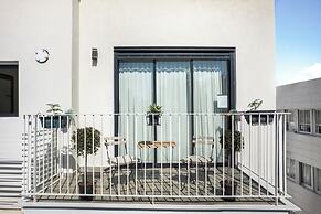 Top TLV Grand Suites