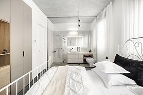 Top TLV Grand Suites