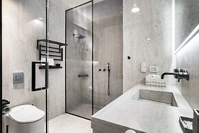 Top TLV Grand Suites