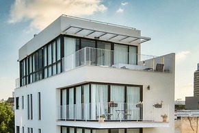 Top TLV Grand Suites