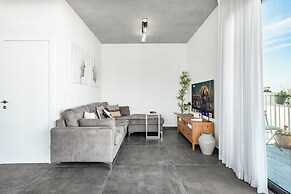 Top TLV Grand Suites