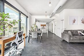 Top TLV Grand Suites