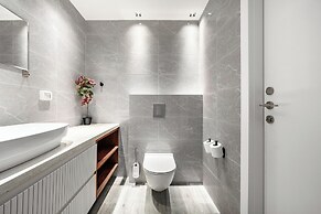 Top TLV Grand Suites