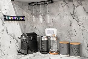 Top TLV Grand Suites