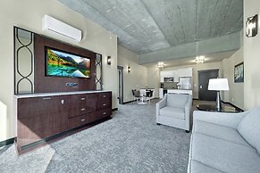 The Suites at Prairie Falls