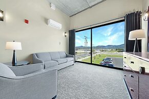 The Suites at Prairie Falls