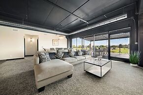 The Suites at Prairie Falls