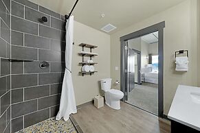 The Suites at Prairie Falls