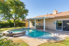 Sunny Palms by Avantstay Near Empire Polo Club