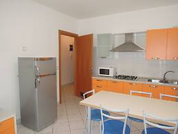 Renovated Flat Next to the Beach - Beahost