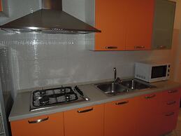 Renovated Flat Next to the Beach - Beahost