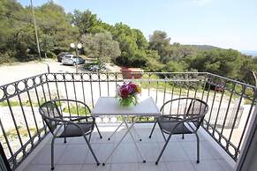 Pelagos Studios by Frangki 2