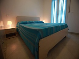 Beautiful 1 Bedroom Apartment - Beahost